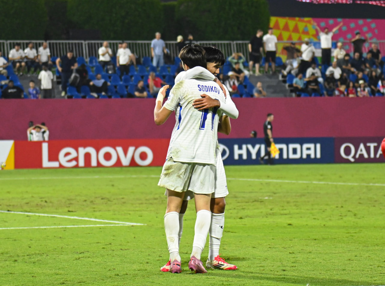 What awaits our two footballers on their way to Europe?