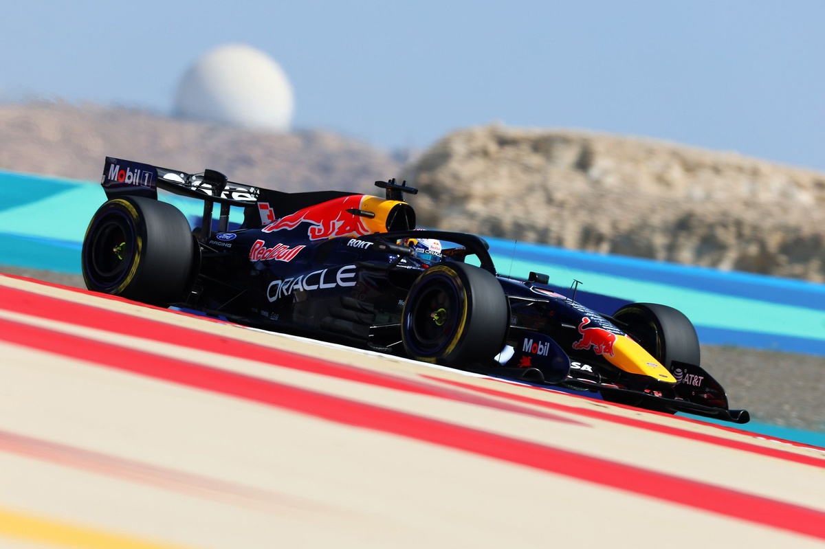Red Bull: 'Мы - четвёртая команда - Ferrari, Mercedes и McLaren быстрее'