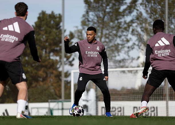 Mbappe 'Benfica'ga qarshi o'yinda maydonga tushishi mumkin
