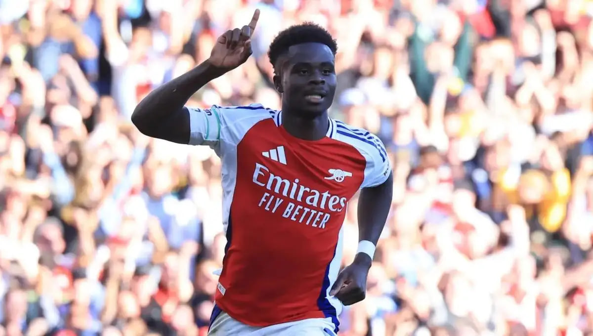 Arsenal Extends Contract with Star Player