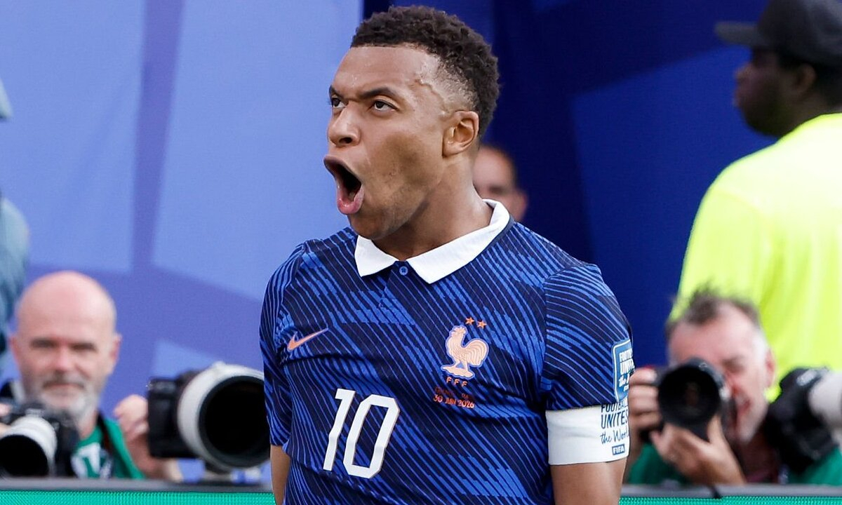Mbappé Responds to Viral 'Dictator' Meme