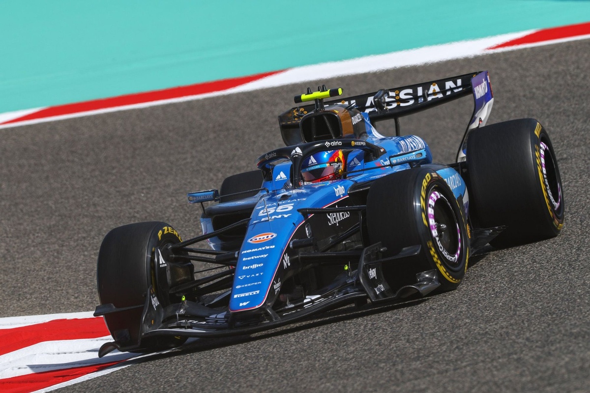 Новый дизайн экрана в гараже Williams стал неожиданной звездой тестов в Бахрейне