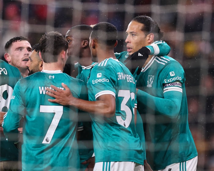 Virgil van Dijk Liverpulni Sunderland rekordini tugatdi