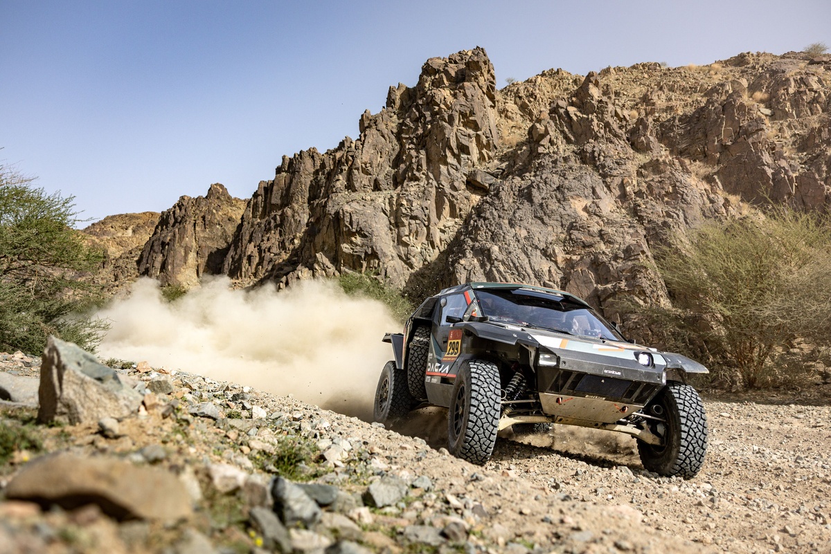 Dacia Rally-Raiddan chiqishini e'lon qildi, 2027 Dakardan voz kechdi