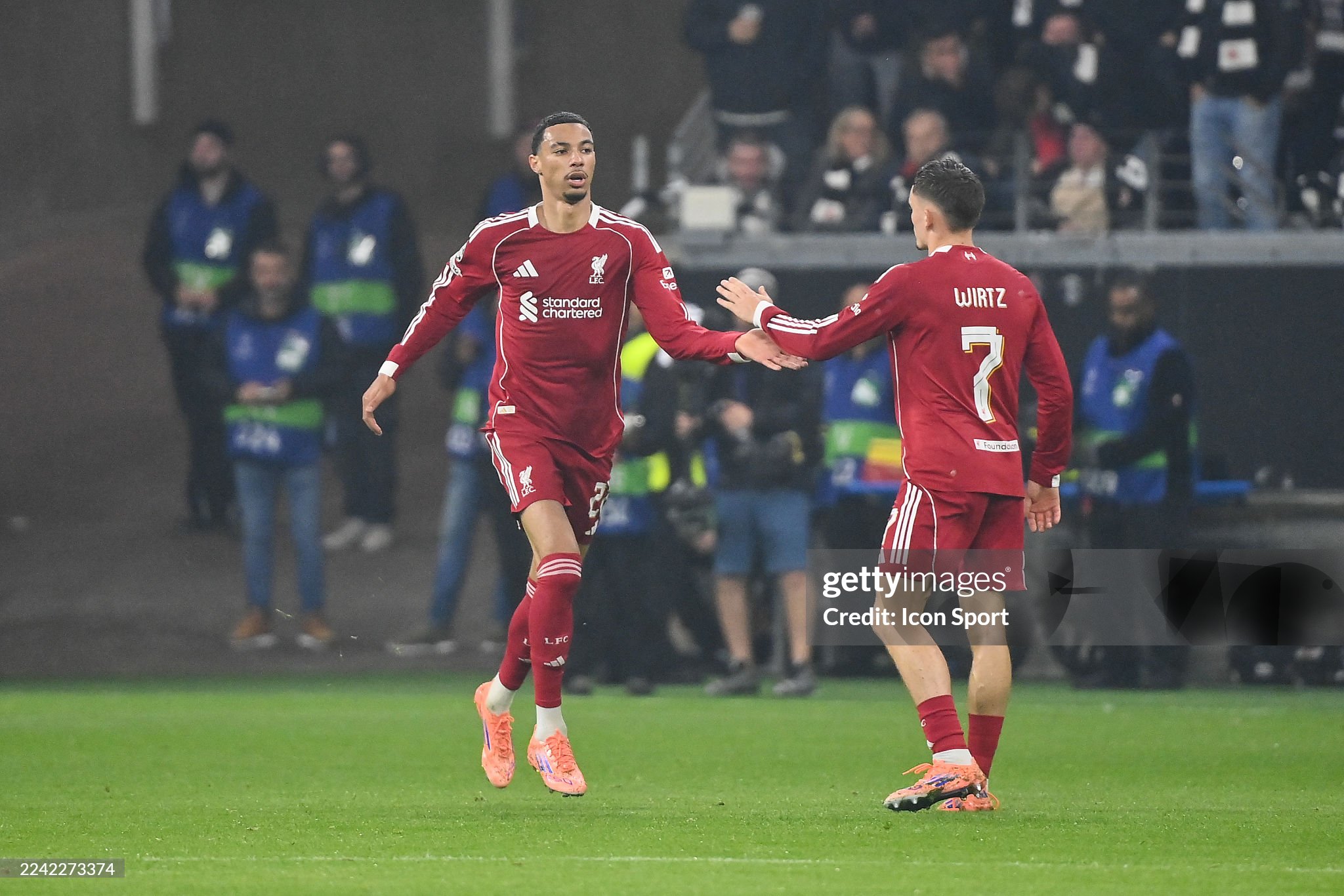Liverpool futbolchisiga Bayern München taklif bildirdi