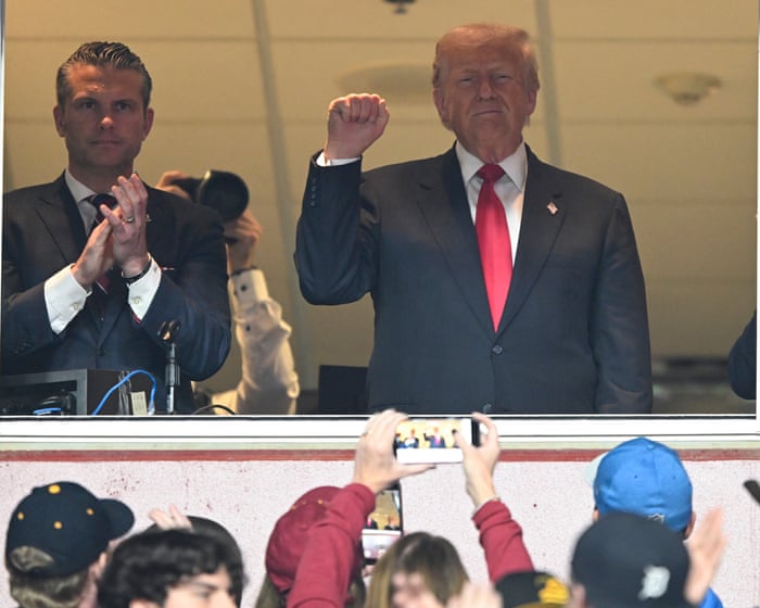 Трамп помиловал пятерых бывших футболистов НФЛ