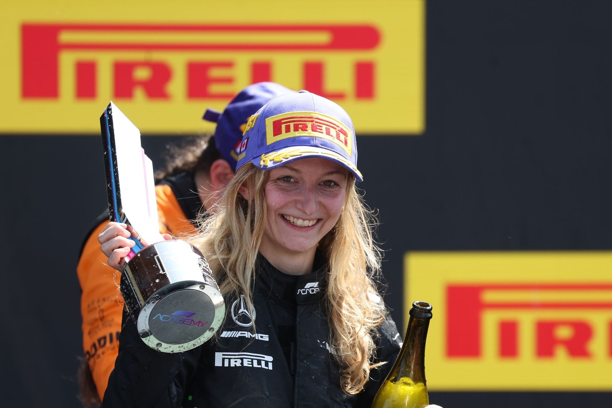 Чемпионка Академии F1 2025 года Дориан Пин подписала контракт с серией Ле-Ман