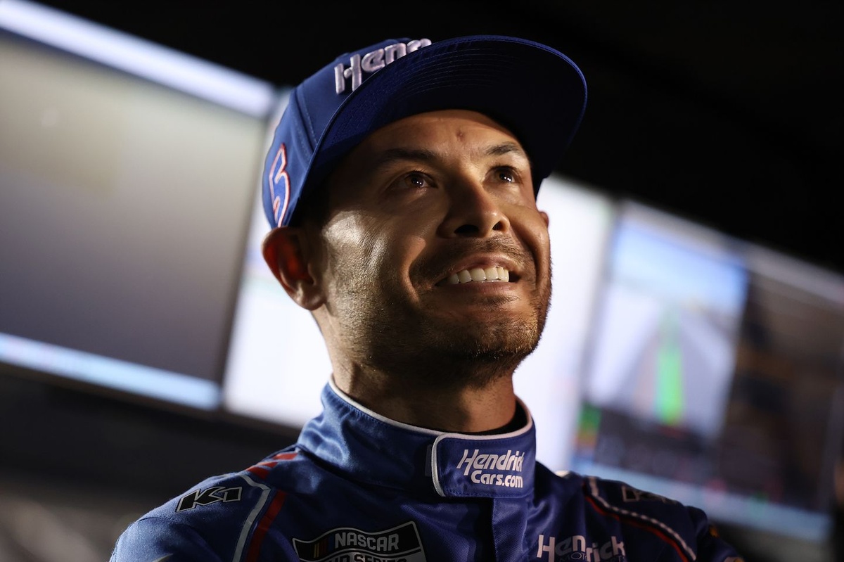 Hendrick Would Have Signed Larson to a Lifetime Deal