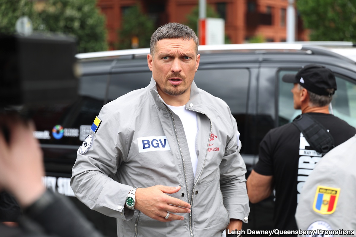 Усик уже отказался от одного пояса — WBC в курсе