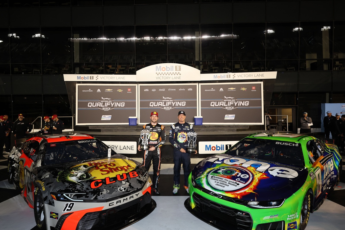 Daytona 500 saralash bahslarida to'rtta g'olib