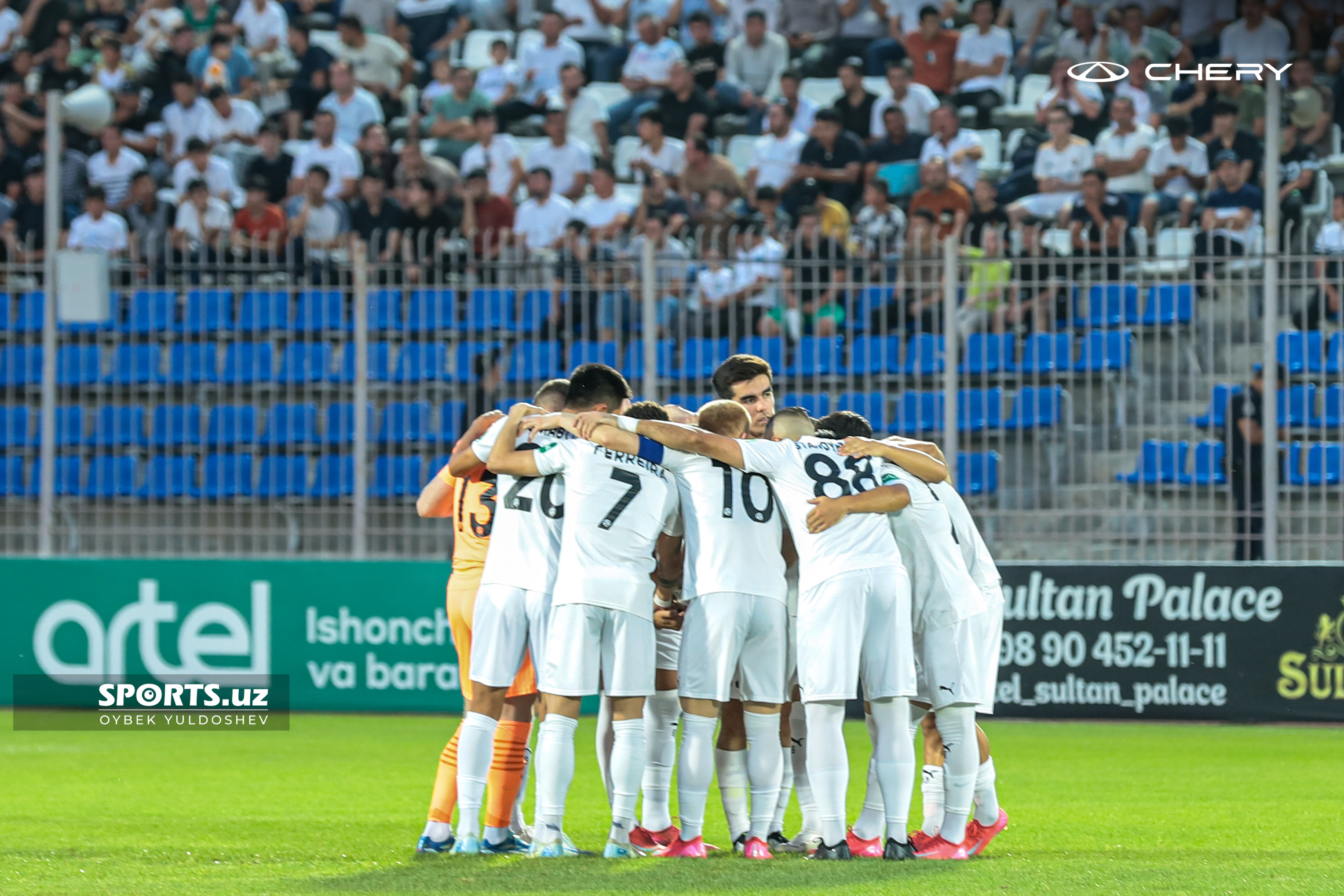 Super League: 'Dinamo' vs 'Navbahor' Tickets on Sale