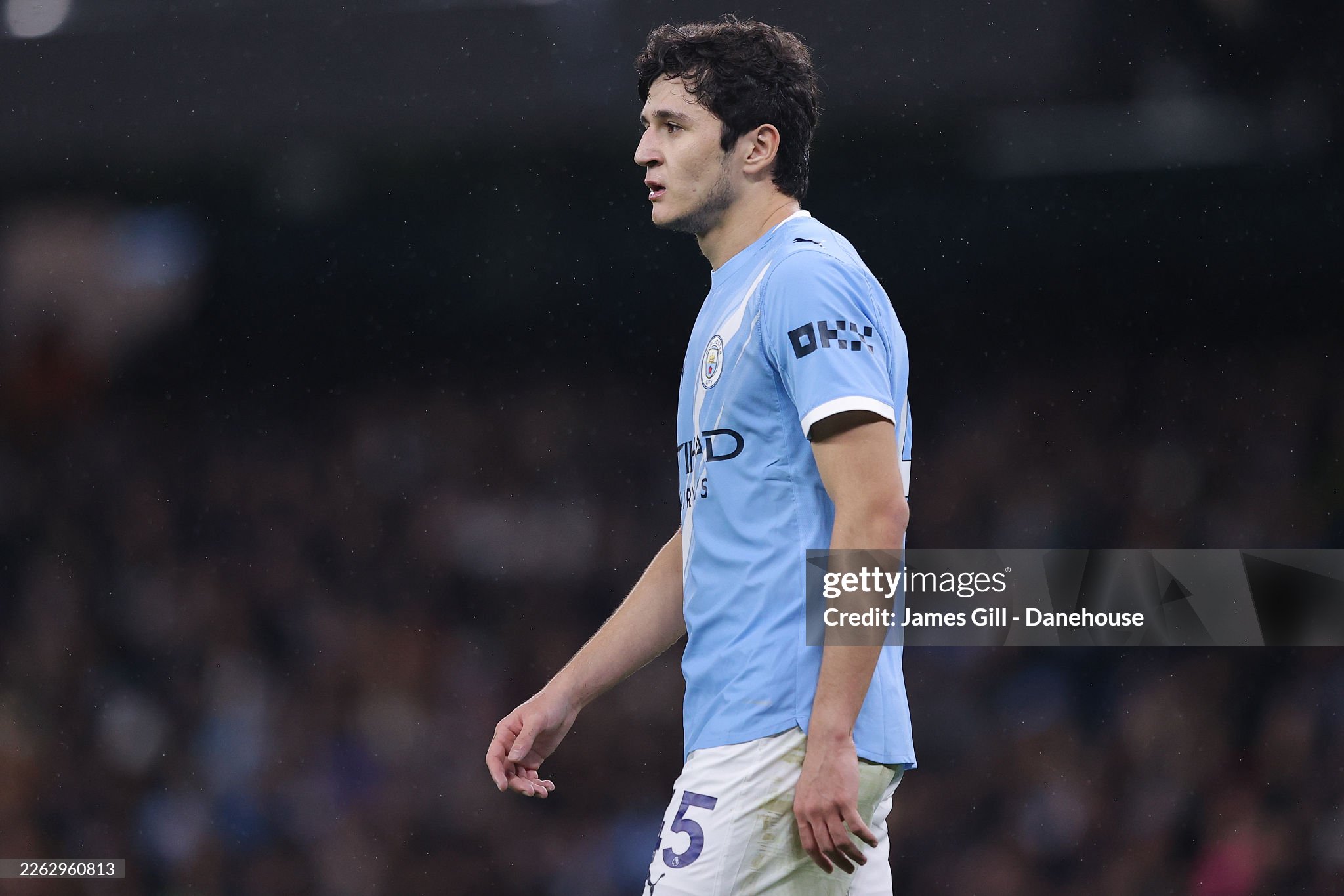 Guardiola Reveals Why He Replaced Dias with Husanov